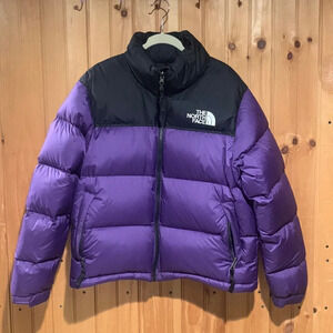 THE NORTH FACE puffer jacket